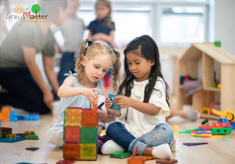 The Benefits of Enrolling Your Child in a Montessori Kindergarten 